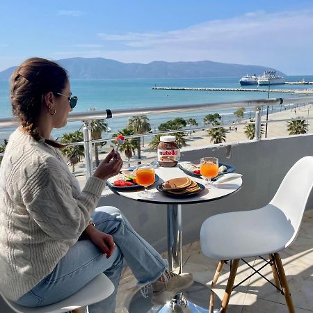 Sea View Apartment Vlorë Buitenkant foto