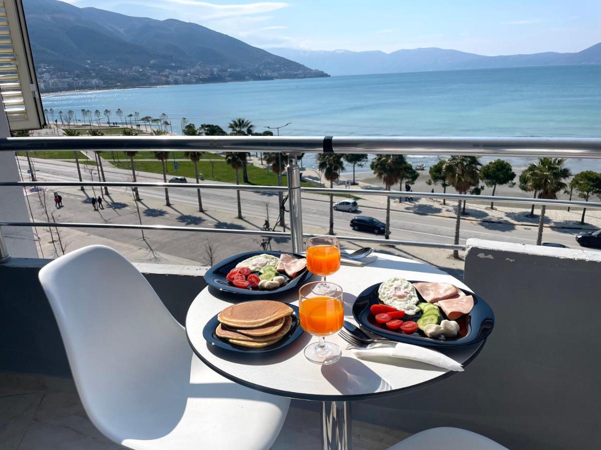 Sea View Apartment Vlorë Buitenkant foto